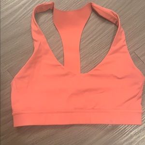 Good condition! Lulu sports bra size 4